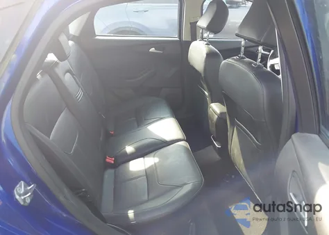 2015 Ford Focus Se from USA, damaged, VIN 1FADP3F27FL299443